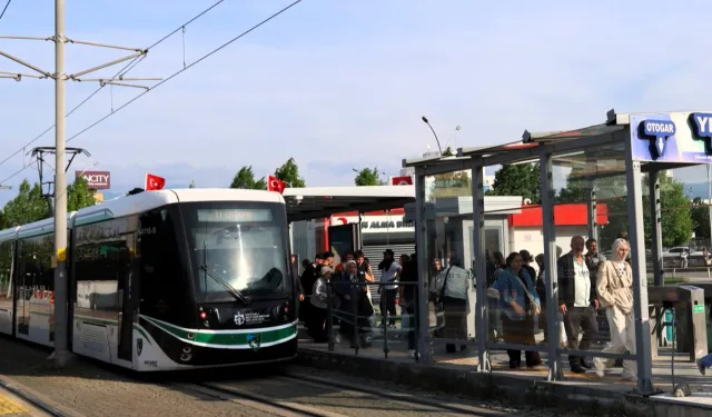 Kocaeli'de çift dizi tramvay dönemi başlıyor