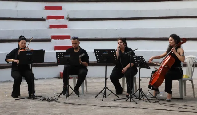 İzmit'te edebiyatın unutulmaz isimleri anıldı
