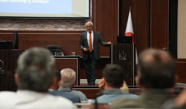 Keçiören'de belediye personeline hizmet içi eğitim