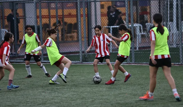 Futbol Akademisi'nde yaz dönemi