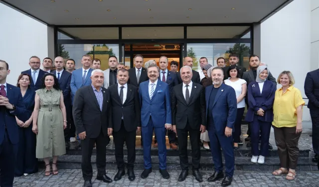 Gebze Ticaret Odası Heyeti, TOBB Başkanı Hisarcıklıoğlu ile Sakarya'da buluştu