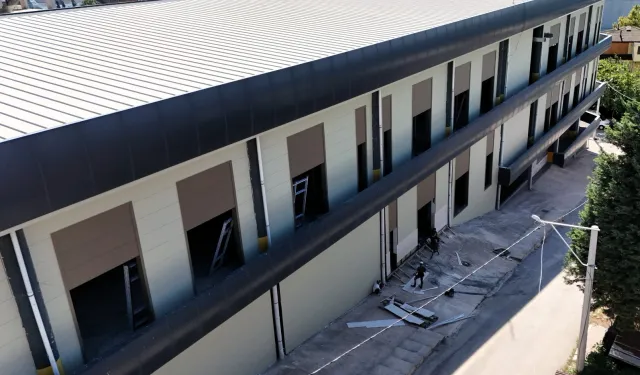 Dilovası'nın yeni hizmet binasında son dokunuşlar