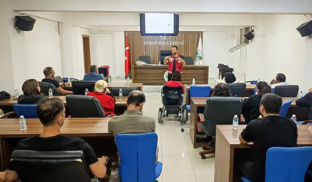 Belediye personeline psikososyal eğitimi