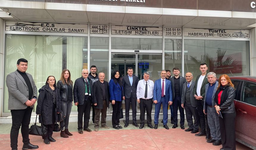 İzmit'te İYİ Partili Kamil Şirin'e destek büyüyor
