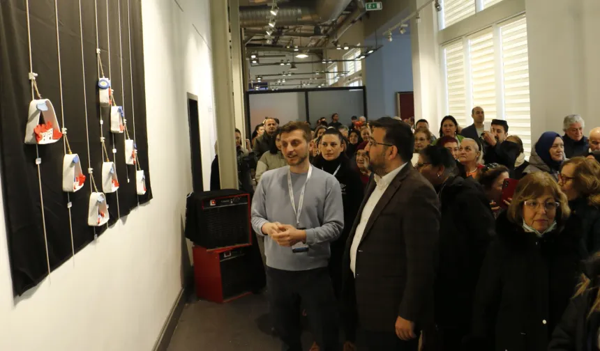 Kocaeli Büyükşehir'de 'Yaşlılar'a özel sergi