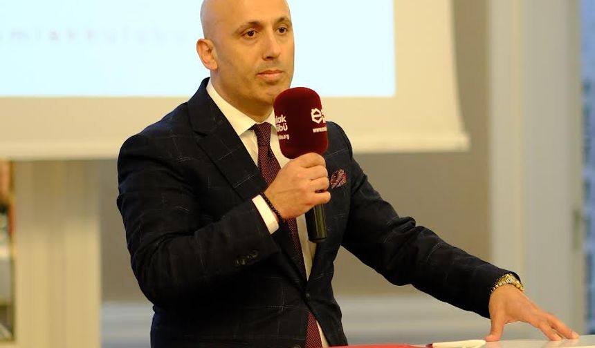 Emlak Kulübü kongresinde başkan Özdağ, güven tazeledi