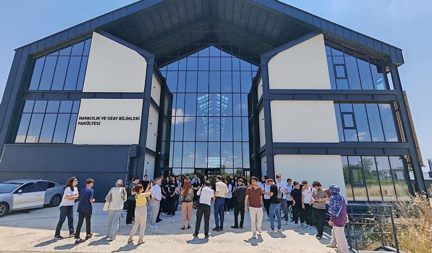 GTÜ’den Gençlere Yeni Ufuklar: Bilim iletişimi ofisi tanıtıldı