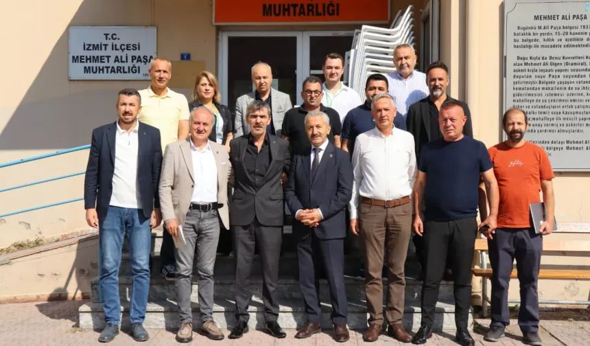 İzmit’te mahalle ziyaretleri sürüyor