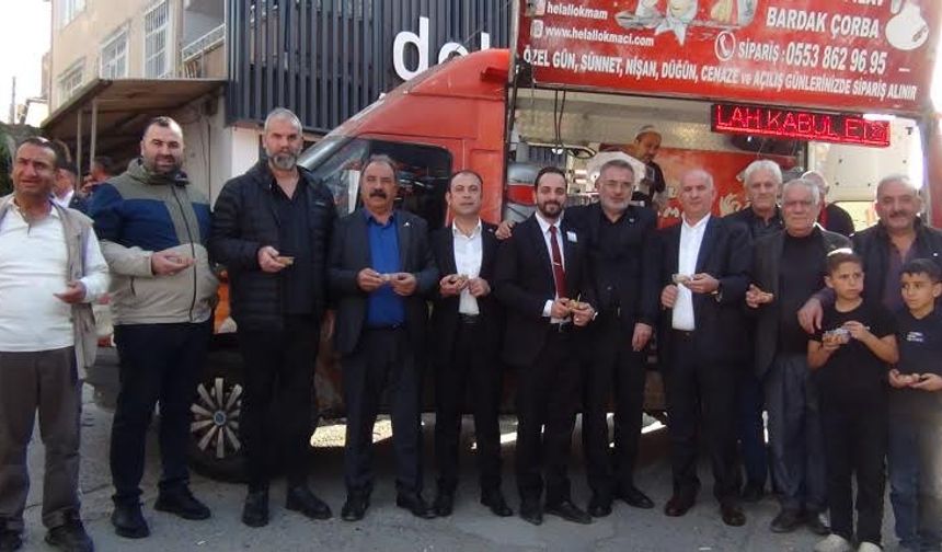 Ardahanlılar Darıca’da ATATÜRK için lokma dağıttı