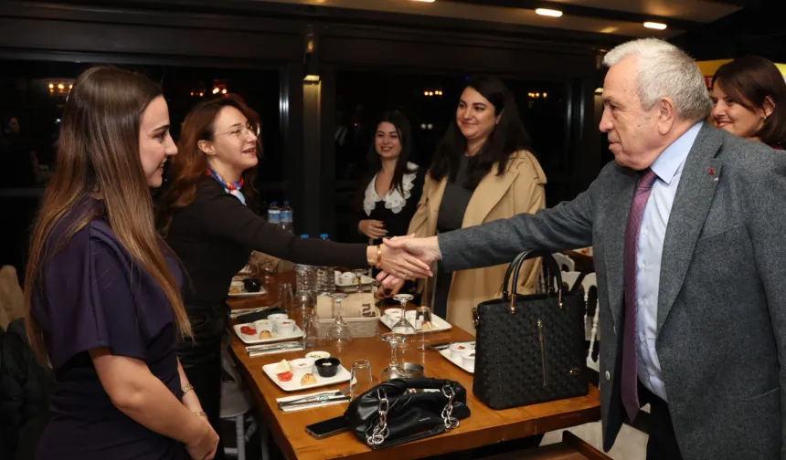 Bursa Nilüfer Belediyesi'nden öğretmenlere vefa