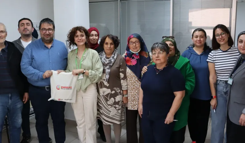 İzmit'te ailelere davranış yönetimi eğitimi verildi