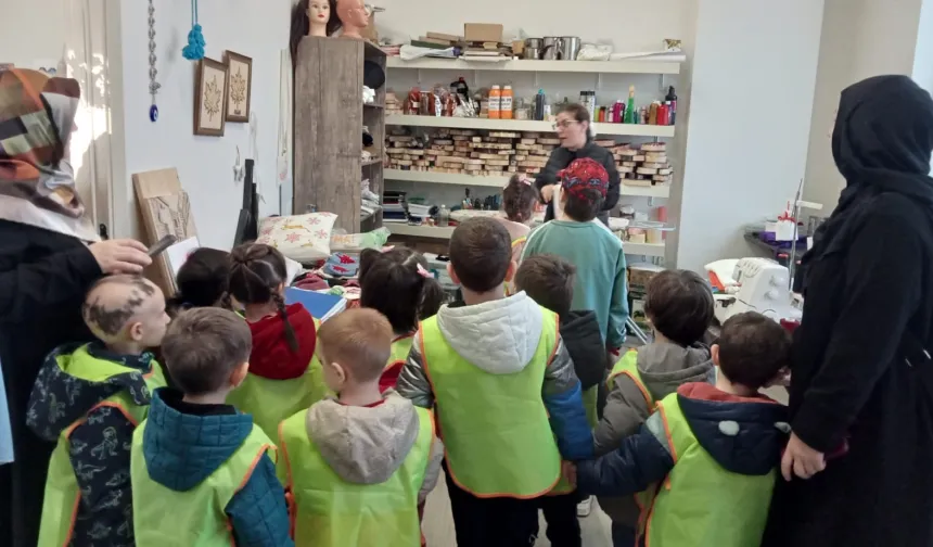 İZGİM, minikleri Çocuk Kütüphanesi'nde ağırladı