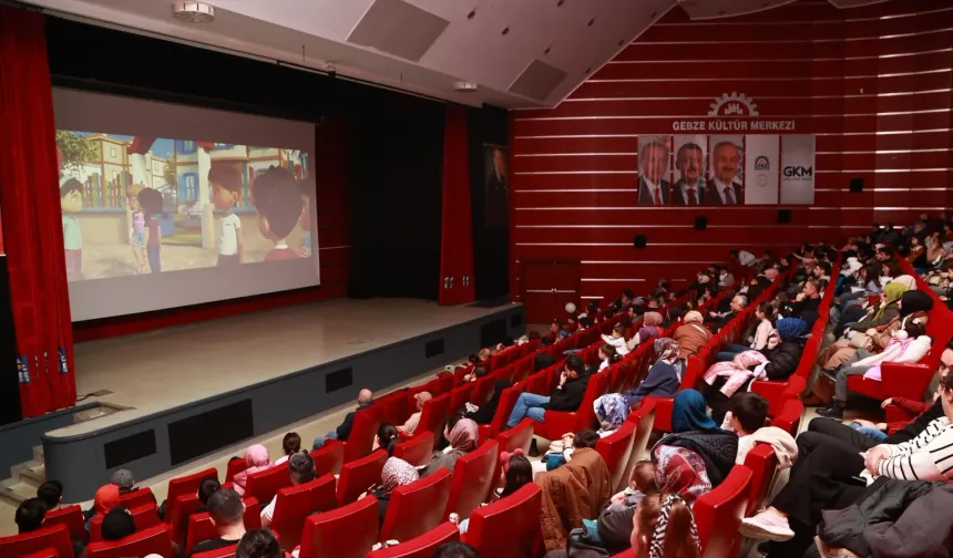 Gebze'de çocuklar sinema keyfi yaşadı