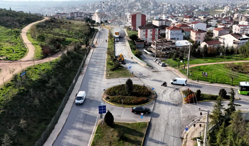 Kocaeli'de Gebze Anadolu Caddesi'ne Büyükşehir eli değdi