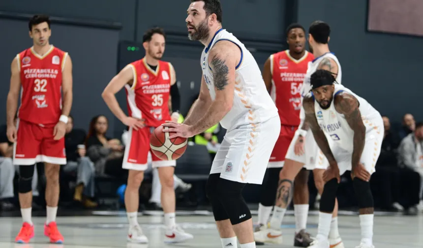 Çayırova Belediyesi'nden kupa mesaisi