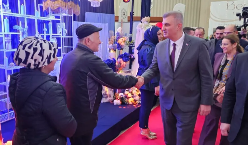 Gölcük Evlilik Fuarı kapılarını açtı