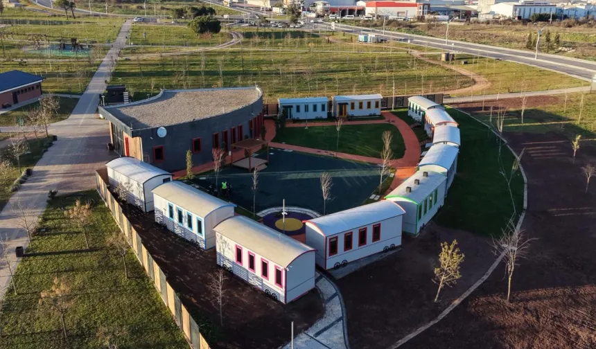 Gebze'ye Lokomotif Çocuk Köyü