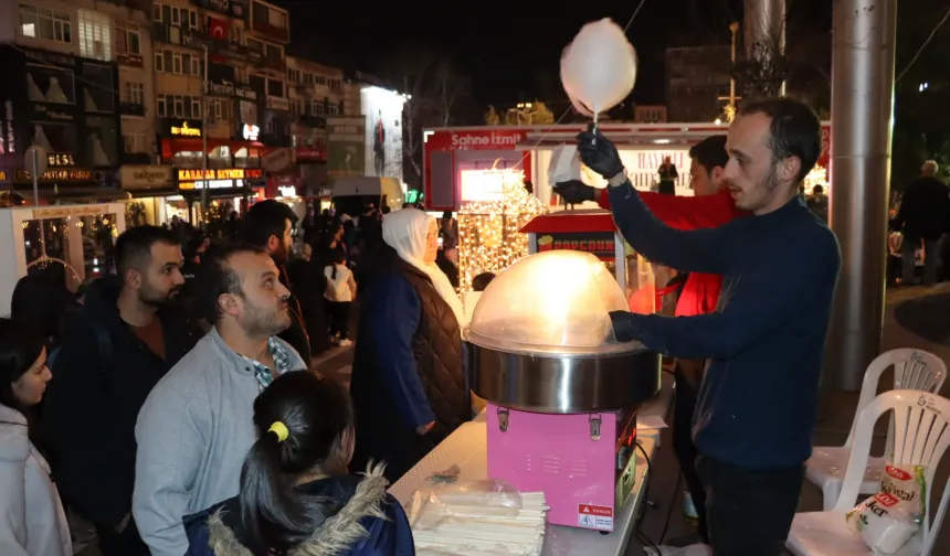 İzmit'teki Ramazan coşkusu çocuklarla buluştu