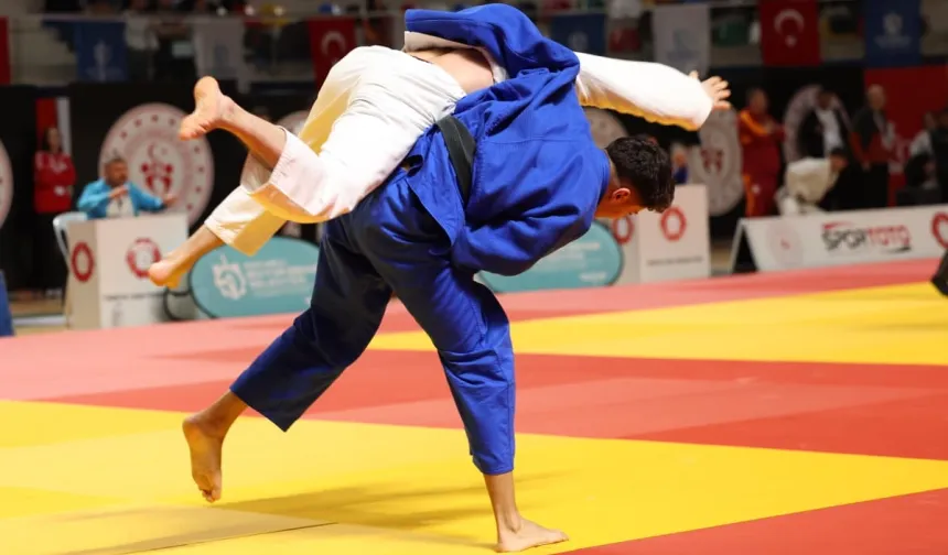 Kocaeli'de gözler Büyükler Türkiye Judo Şampiyonası finalinde