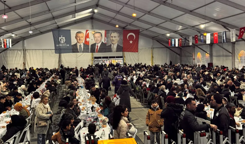 Kocaeli'de Ramazan Çadırı'nda kalpler aşkla doldu