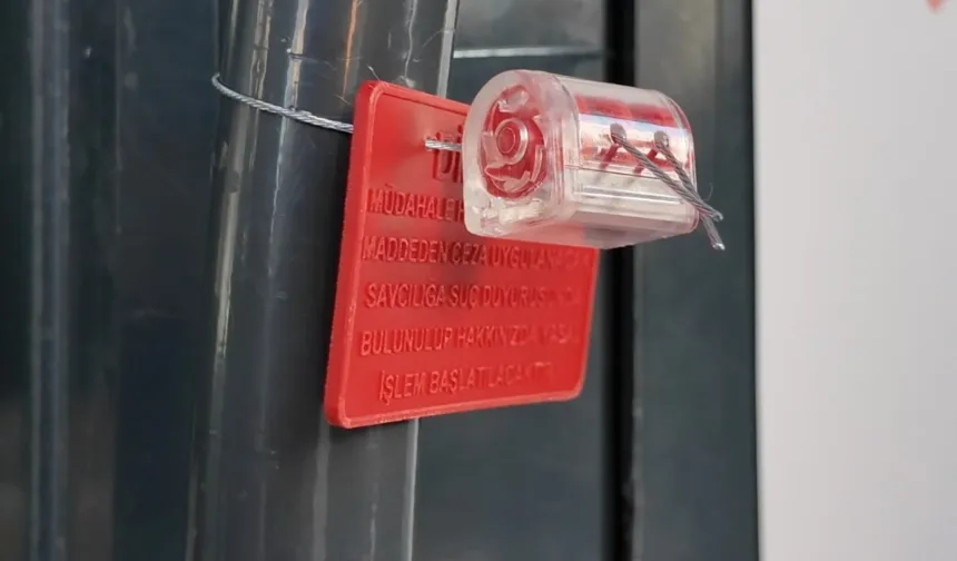 Çayırova Zabıtası'ndan halk sağlığını hiçe sayan işletmeye mühür