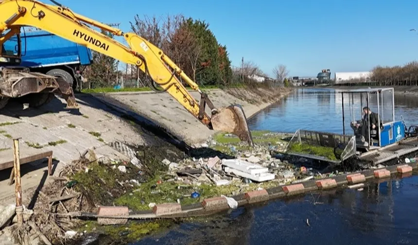Kocaeli'nde 12 metreküp atık denize ulaşmadan toplandı