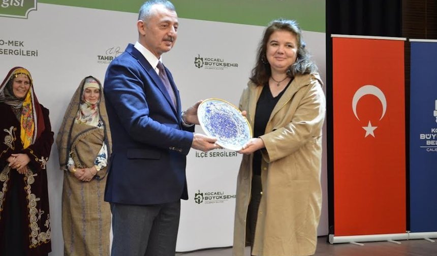 KOMEK Darıca sergi açılışına yoğun ilgi