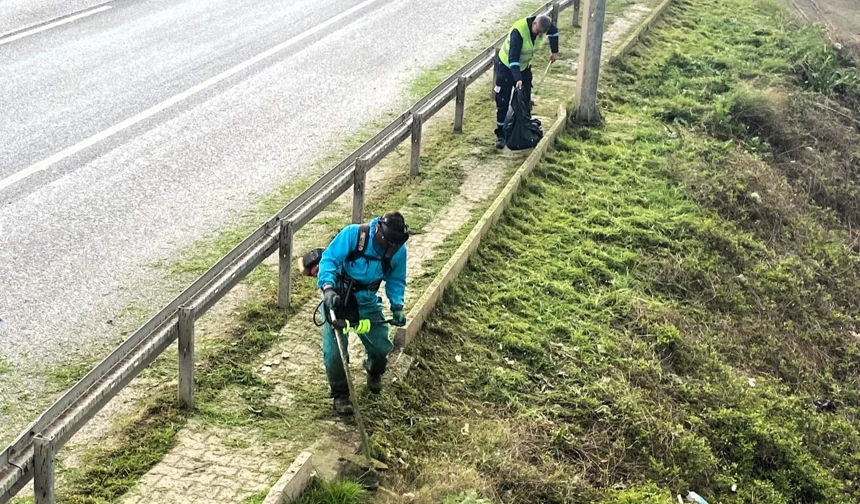 Kocaeli'de yol ve kaldırımlarda temizlik seferberliği