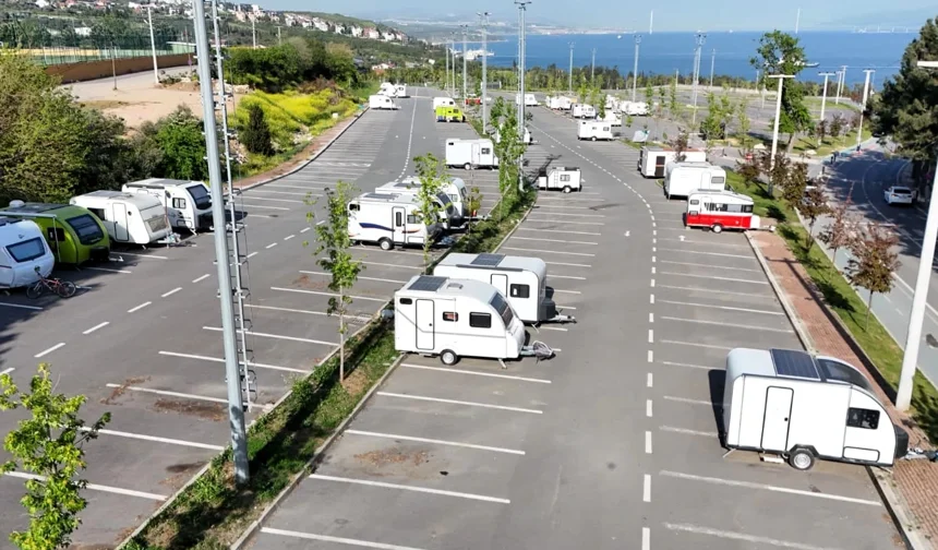 Darıca'da karavan denetimi... Kaydı olmayan karavanlar çekilecek