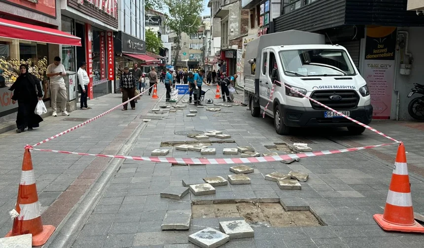 Gebze'de Eskiçarşı'da parke yenileme