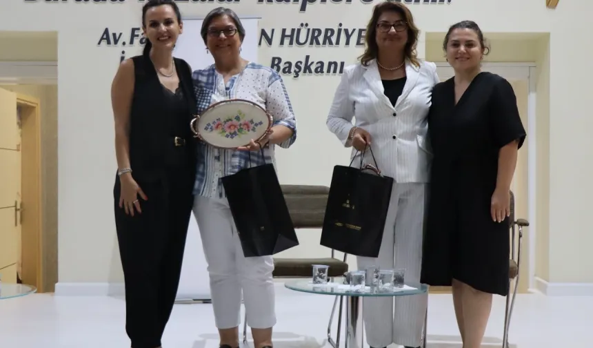 İzmit'te aile tutumlarının rolü anlatıldı