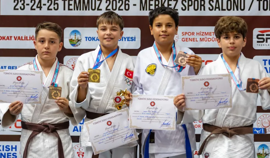 Kürsülerin değişmeyen adresi: Kağıtspor