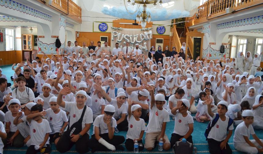 Darıca Hacı Kemal Kotan Destebaşı Cami Kur’an Kursu yaz dönemi eğitimi sona erdi