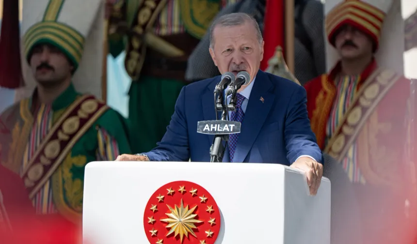 Cumhurbaşkanı Erdoğan'dan Ahlat'ta mesaj... Terörsüz Türkiye'de yeni dönem başlayacak