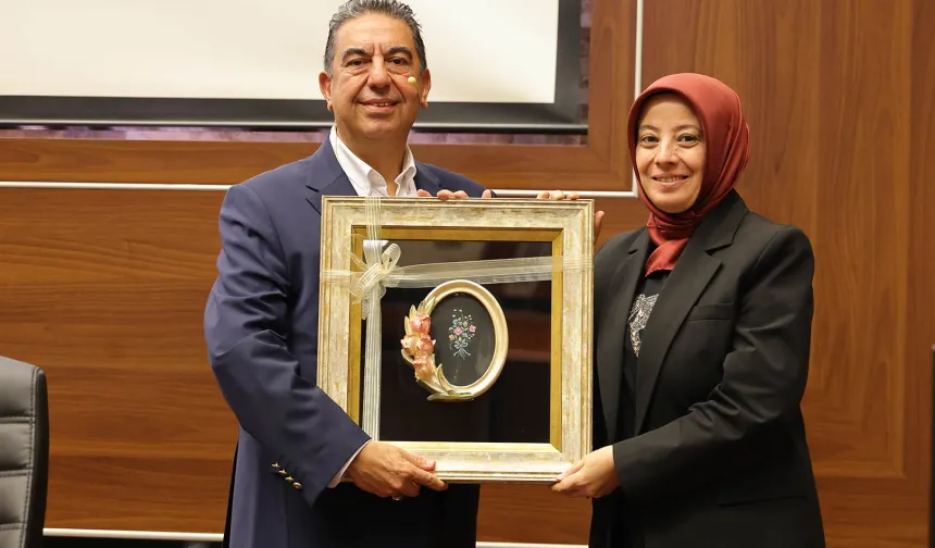 Keçiören'de personele meme kanseri farkındalığı