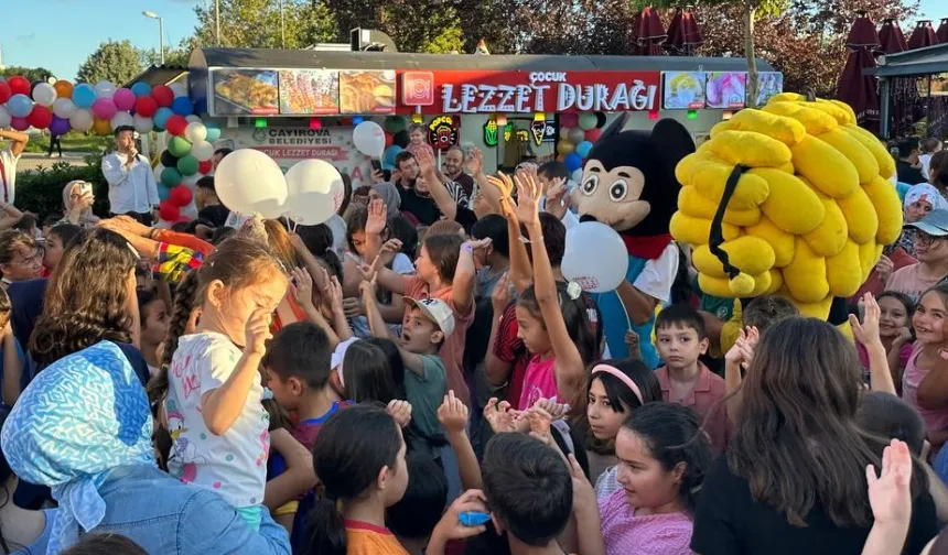Çayırova'da çocuklara 'Yaza Veda' eğlencesi