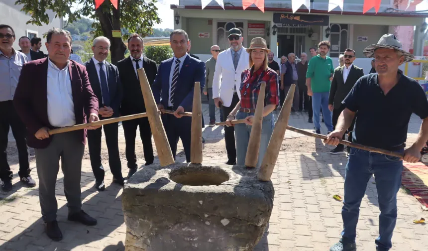 Kocaeli İzmit'in köy kültürü Pat Pat Festivali'nde yaşatıldı