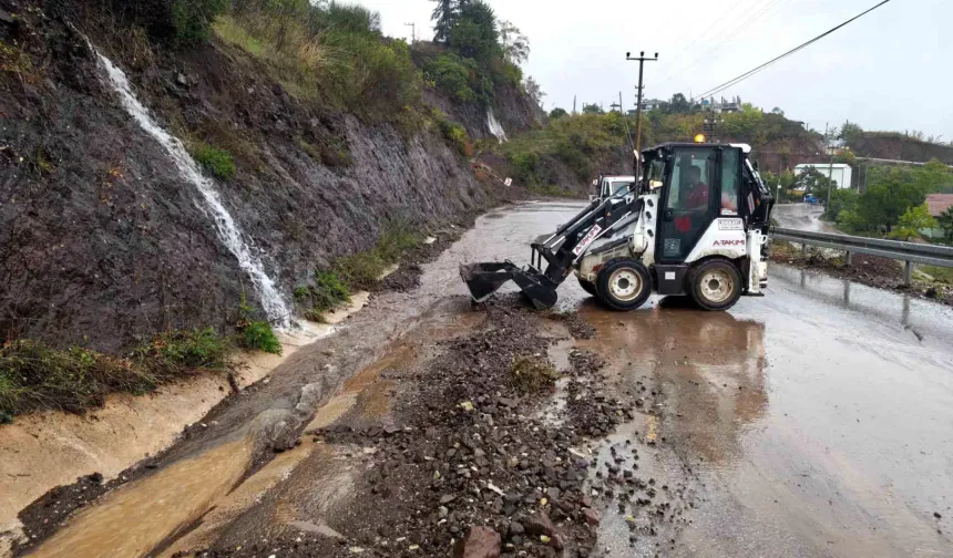 Kocaeli'de rekor yağışa canla başla mücadele