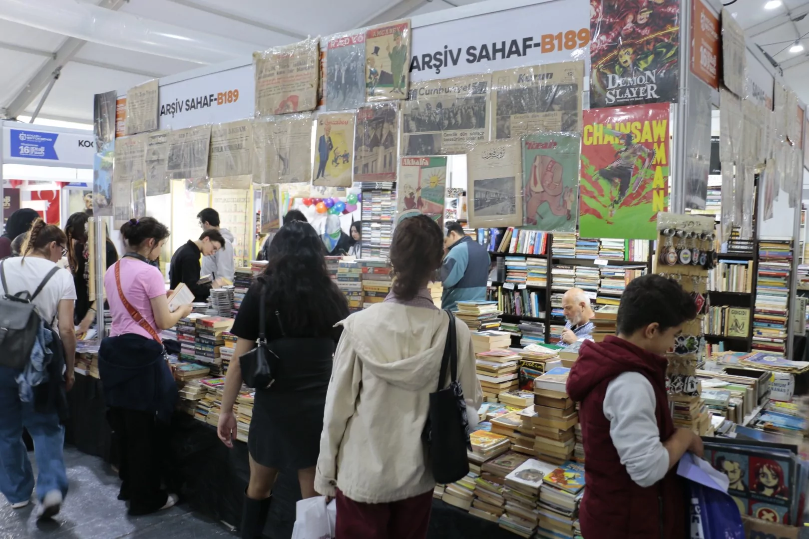 Kocaeli Kitap Fuarı'nda sahaflara büyük ilgi
